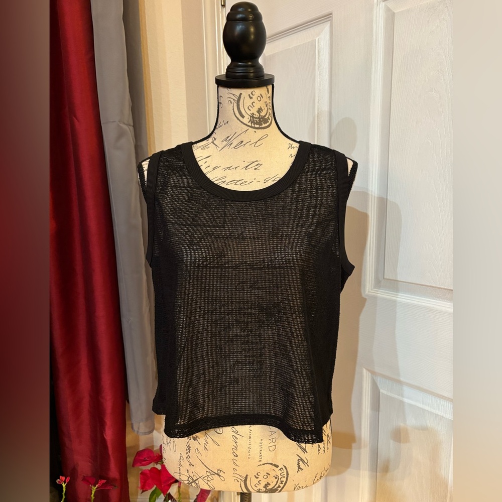 No Bpundaries Mesh Tank Top